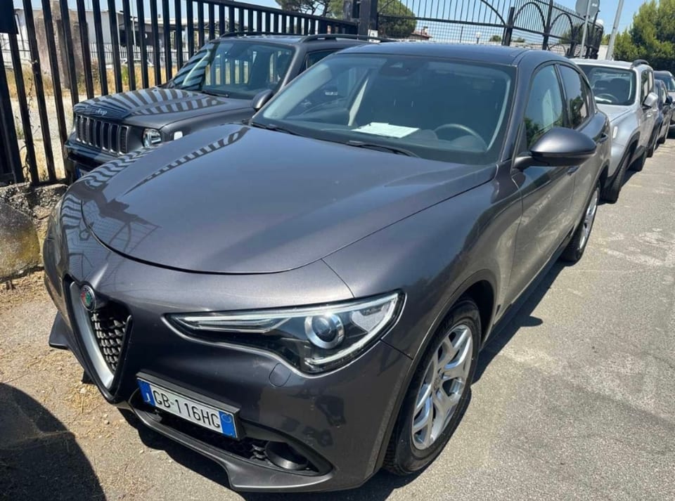 Alfa Romeo Stelvio consegnata