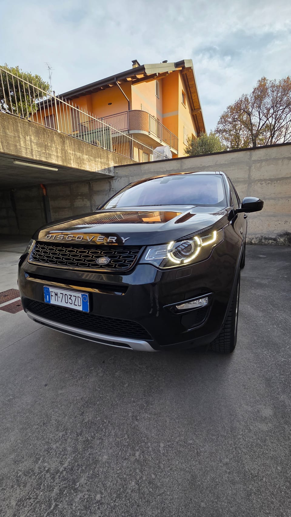 Land Rover Discovery Sport consegnata